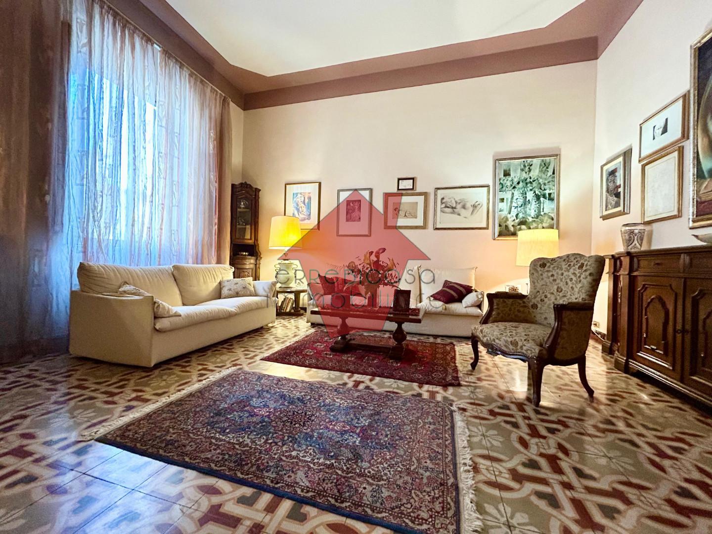 Casa indipendente con giardino a Empoli