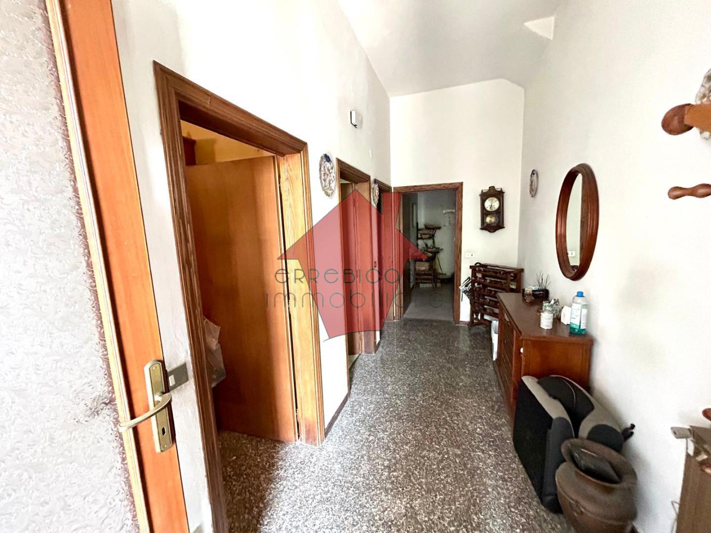 Casa indipendente con giardino, Empoli avane