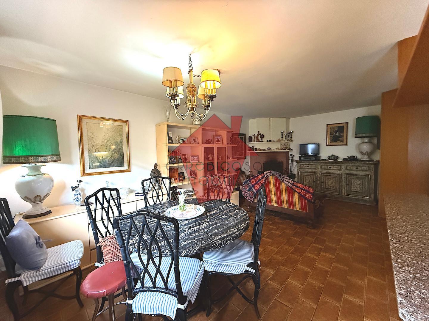 Appartamento con terrazzi, Empoli zona pretura