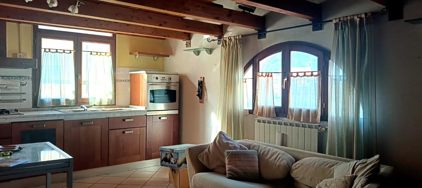 Bilocale in vendita a Cascina