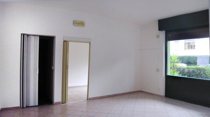 Locale commerciale in affitto, Cascina navacchio
