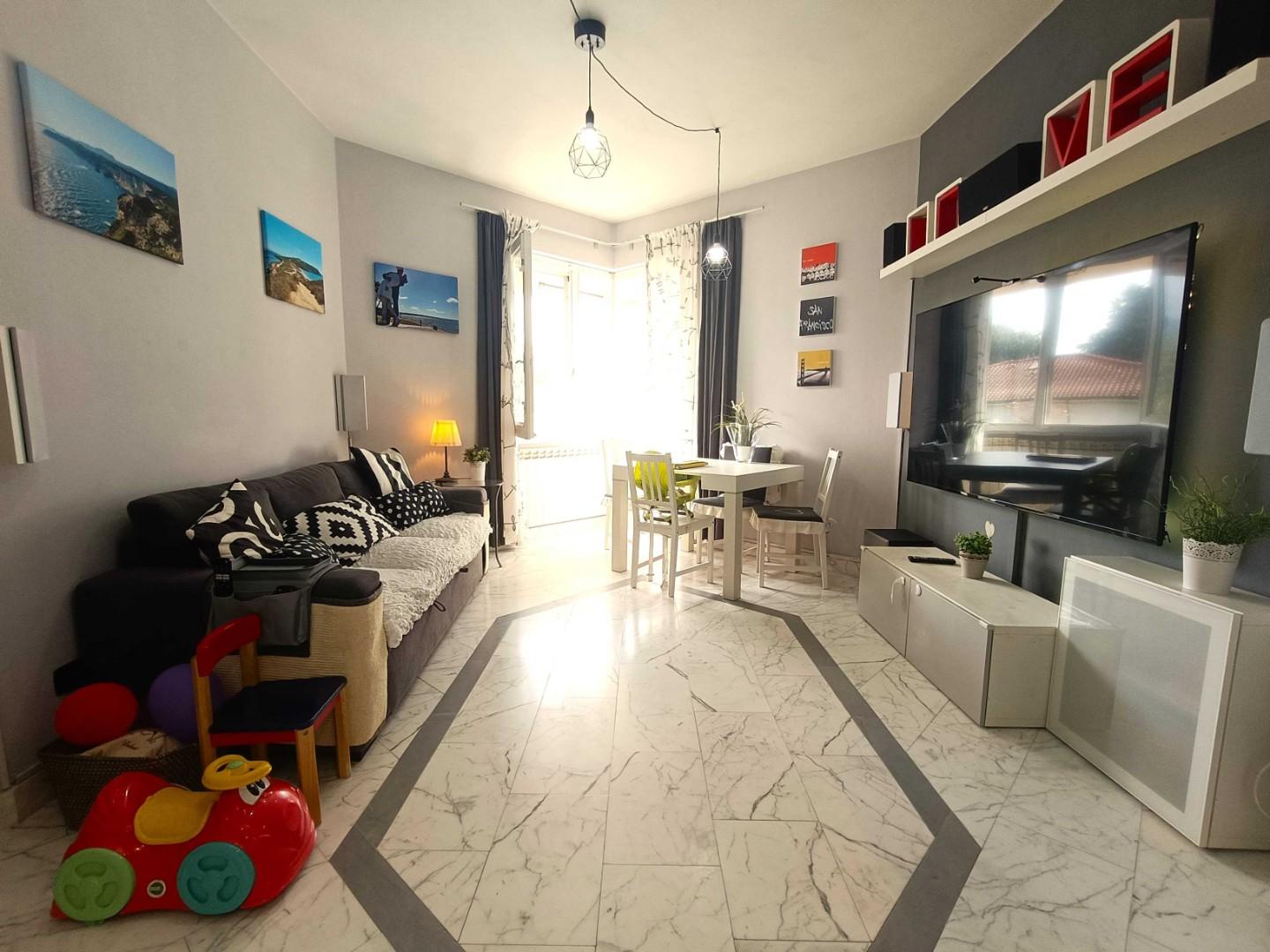 Quadrilocale con terrazzo, Massa zona viali