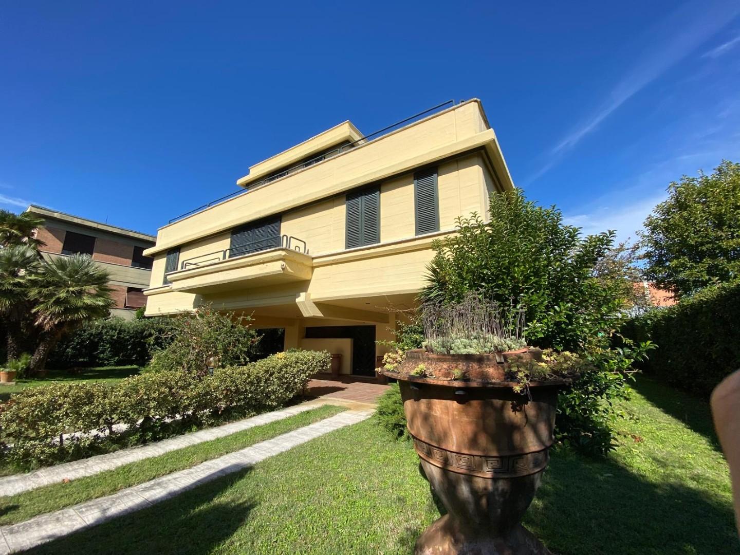 Villa con giardino a Castelfranco di Sotto