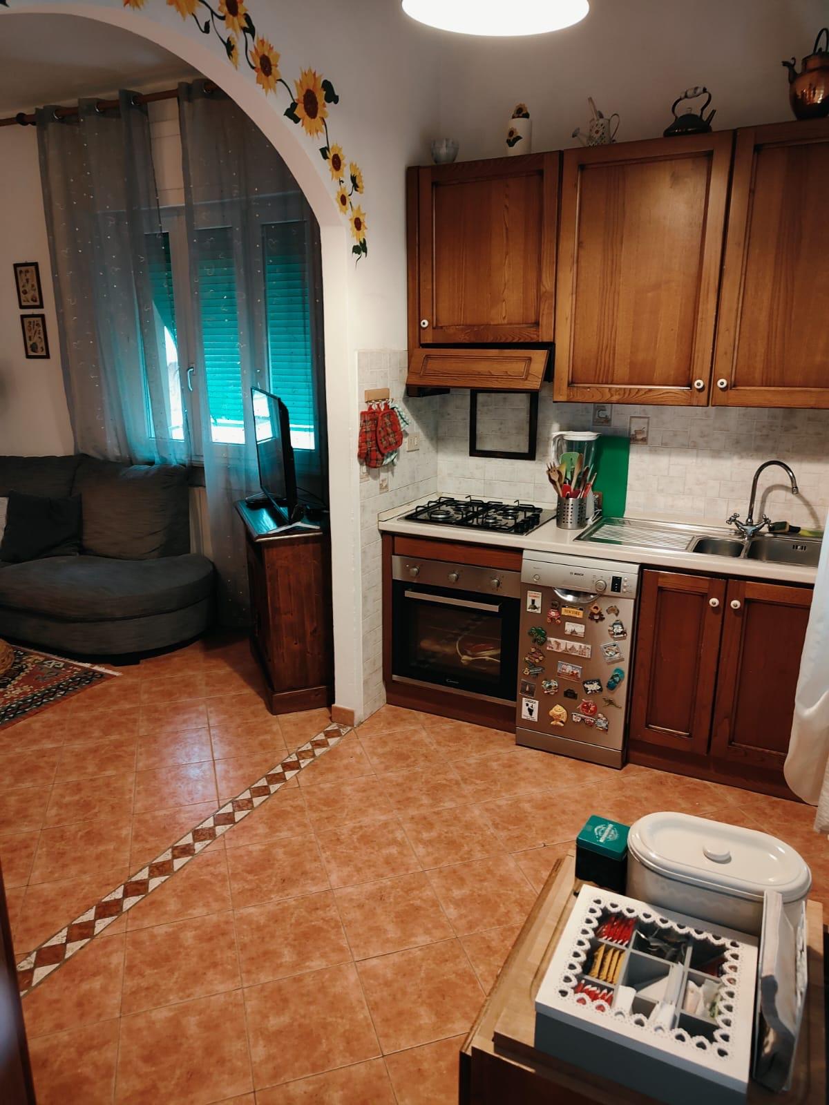 Trilocale in vendita, Livorno calzabigi