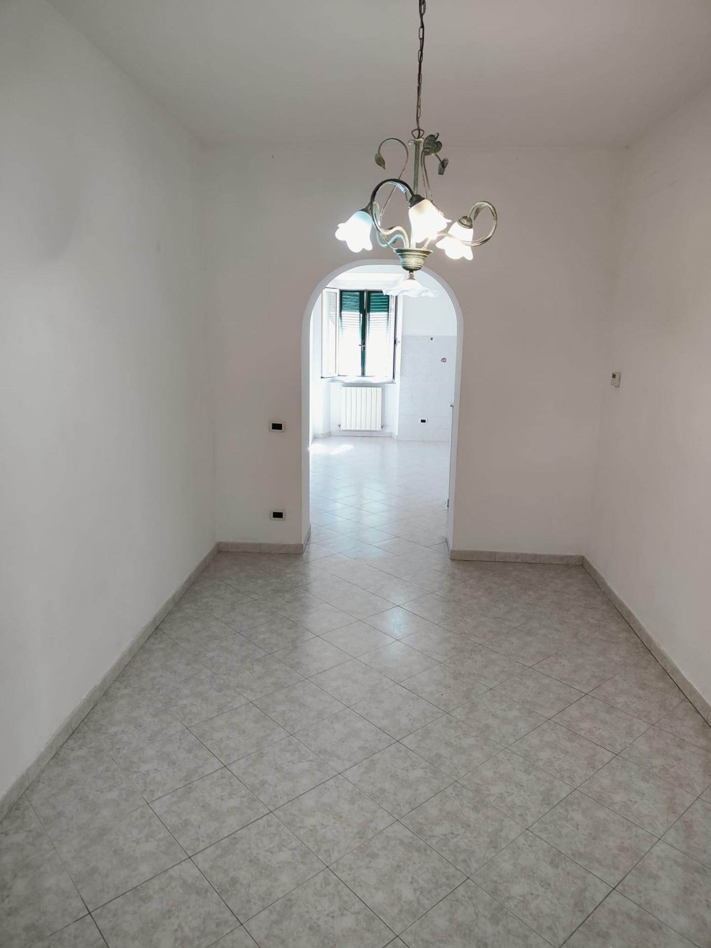 Trilocale in vendita, Livorno porta a mare