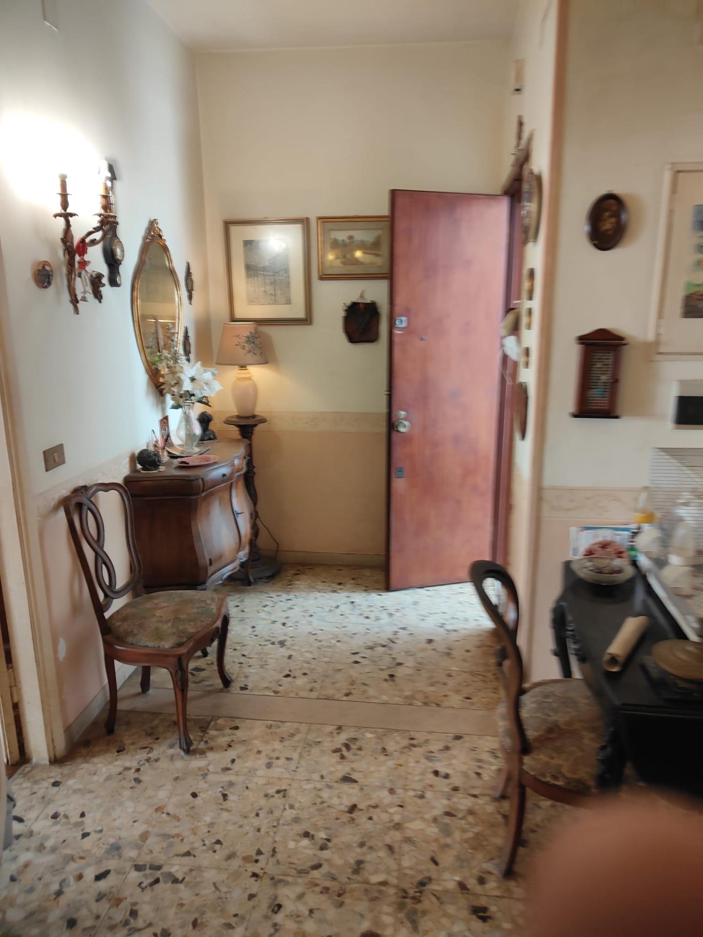 Trilocale da ristrutturare, Livorno fabbricotti