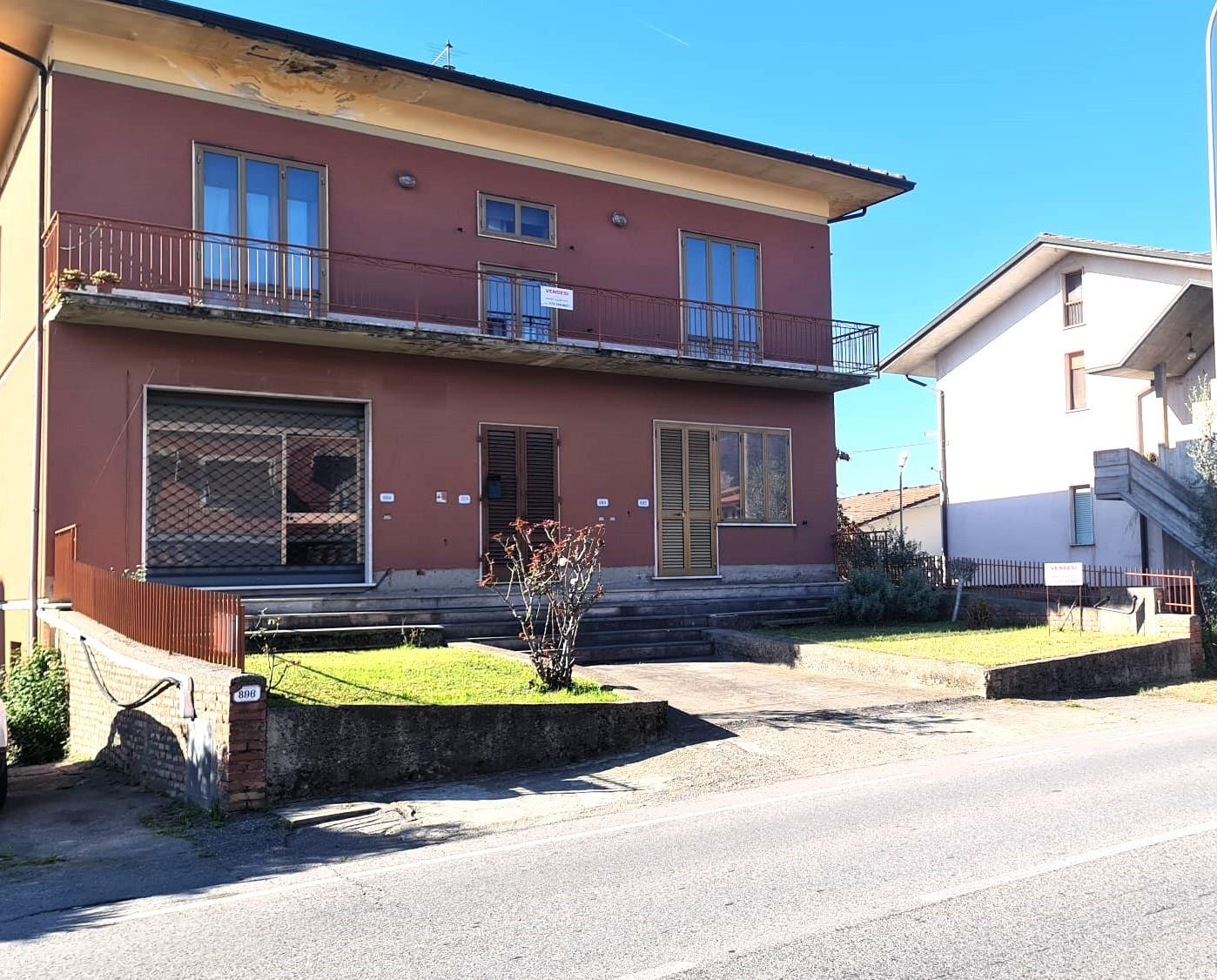 Casa indipendente con giardino a Monsummano Terme