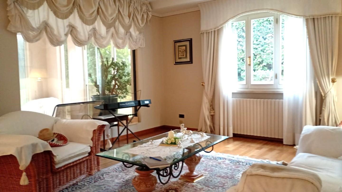 Villa con giardino a Montopoli in Val d'Arno