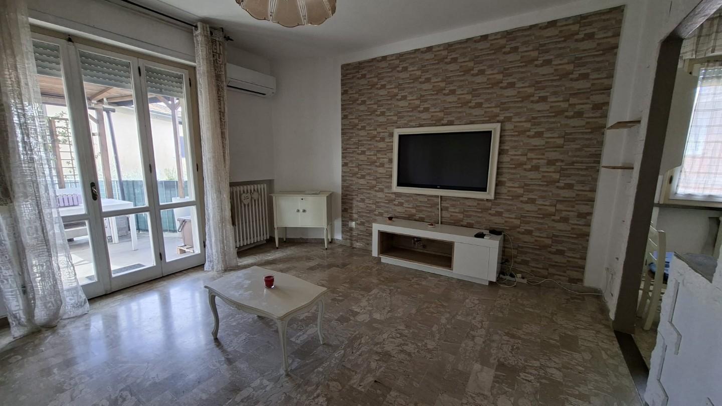 Trilocale arredato in affitto, San Miniato basso