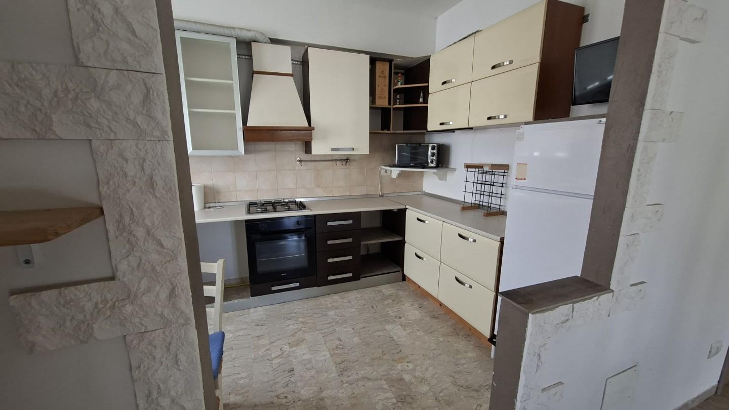 Trilocale arredato in affitto, San Miniato basso