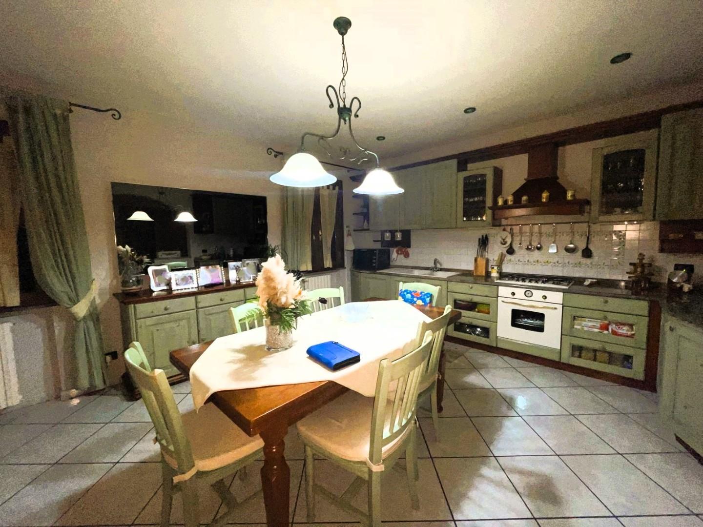 Quadrilocale con terrazzo a Fucecchio