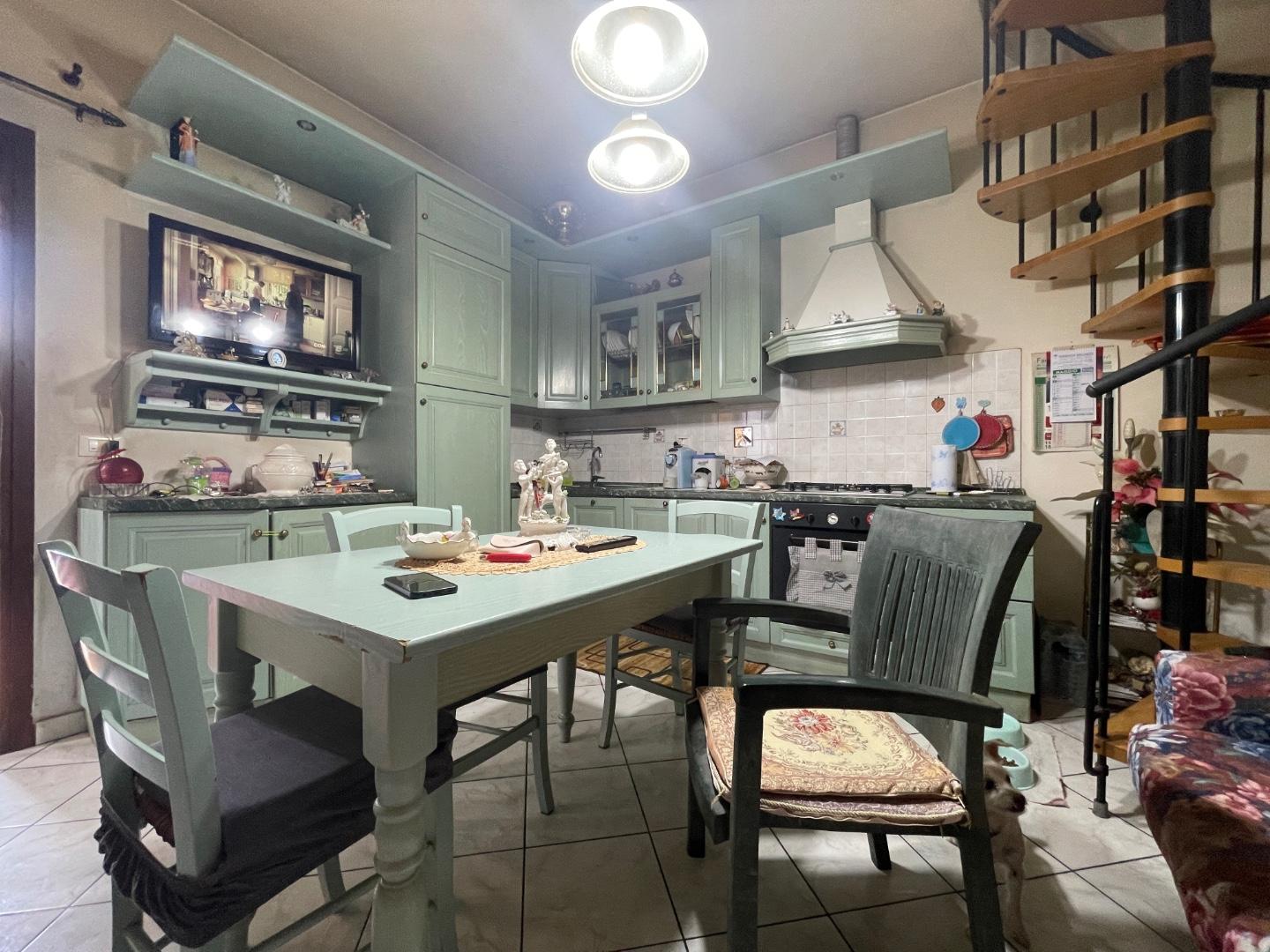 Bilocale con terrazzo a Fucecchio