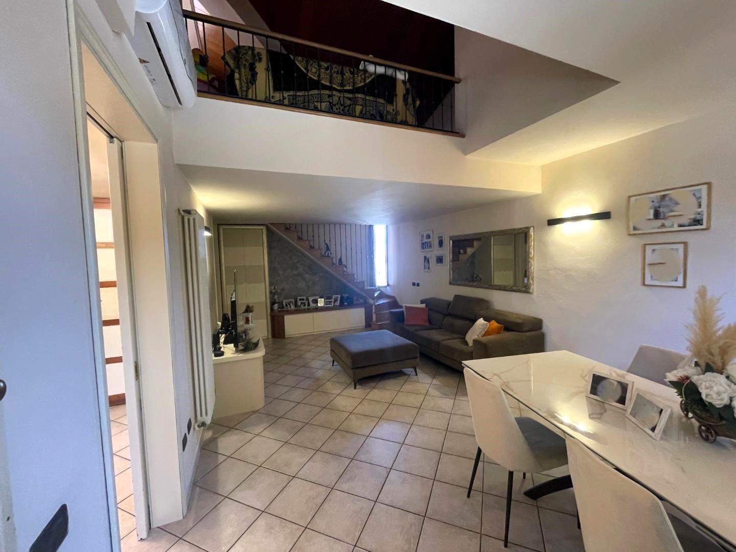 Appartamento con terrazzo a San Miniato
