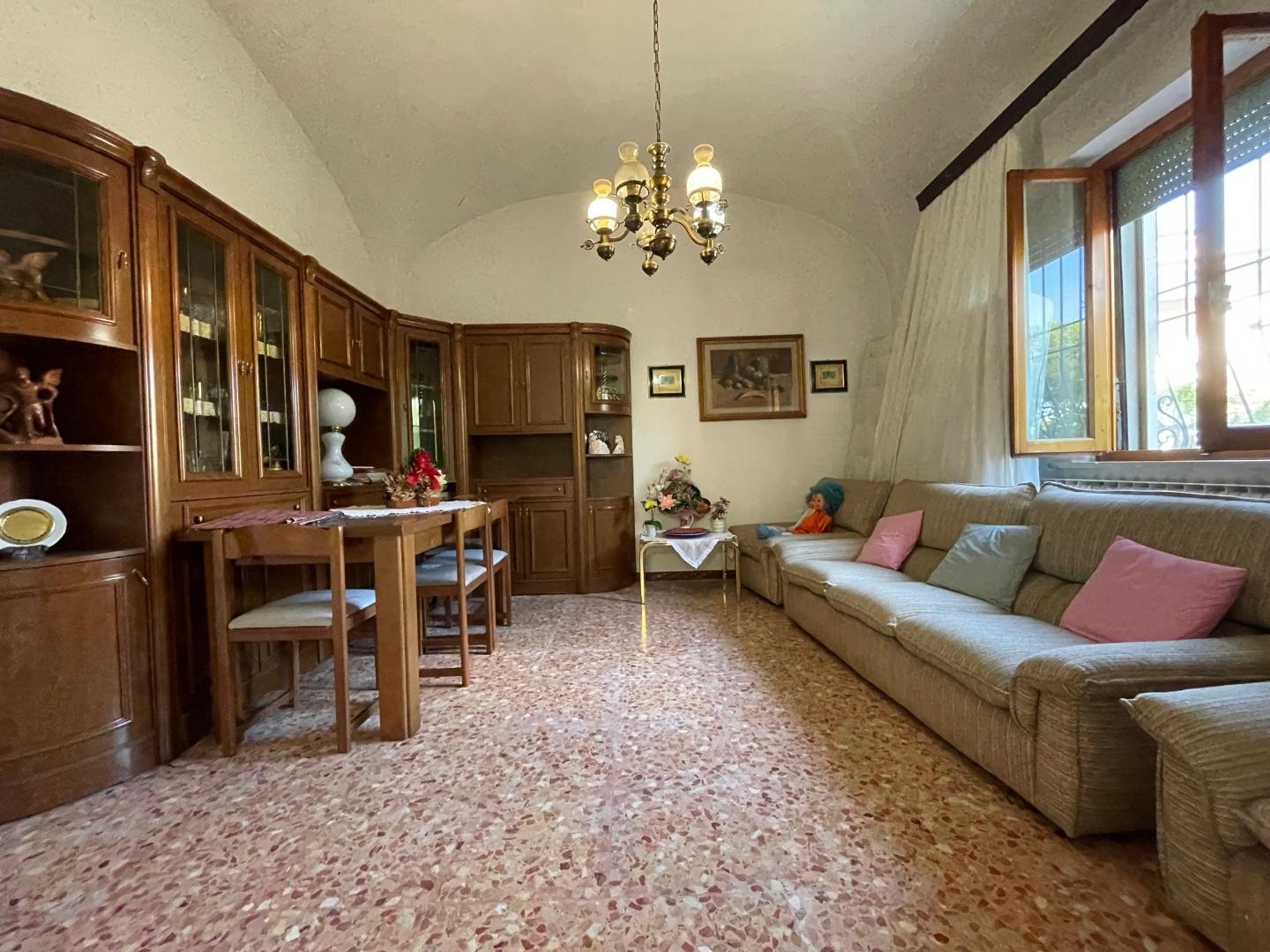 Casa indipendente con giardino a Montopoli in Val d'Arno