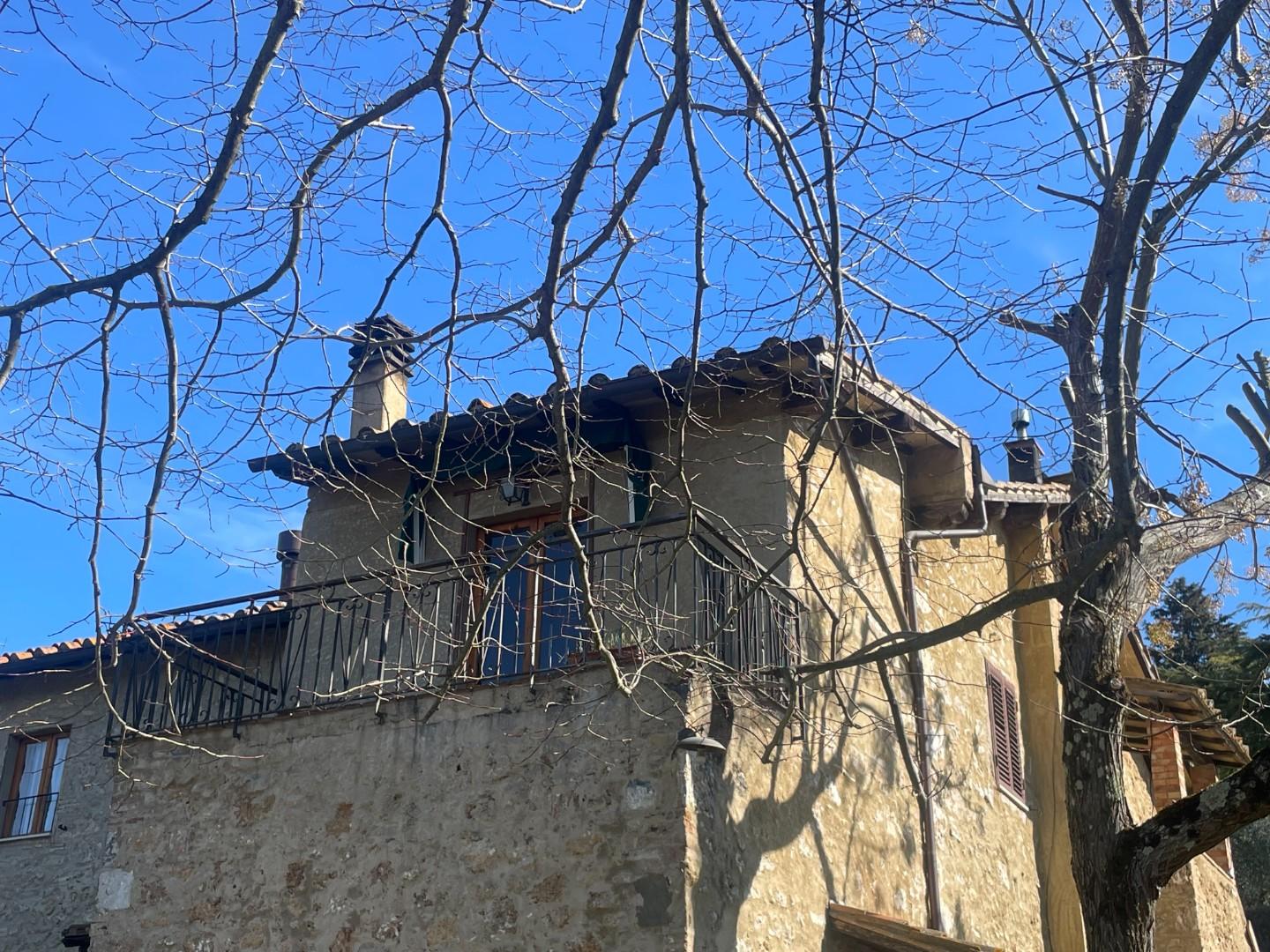 Casa indipendente con giardino a Poggibonsi