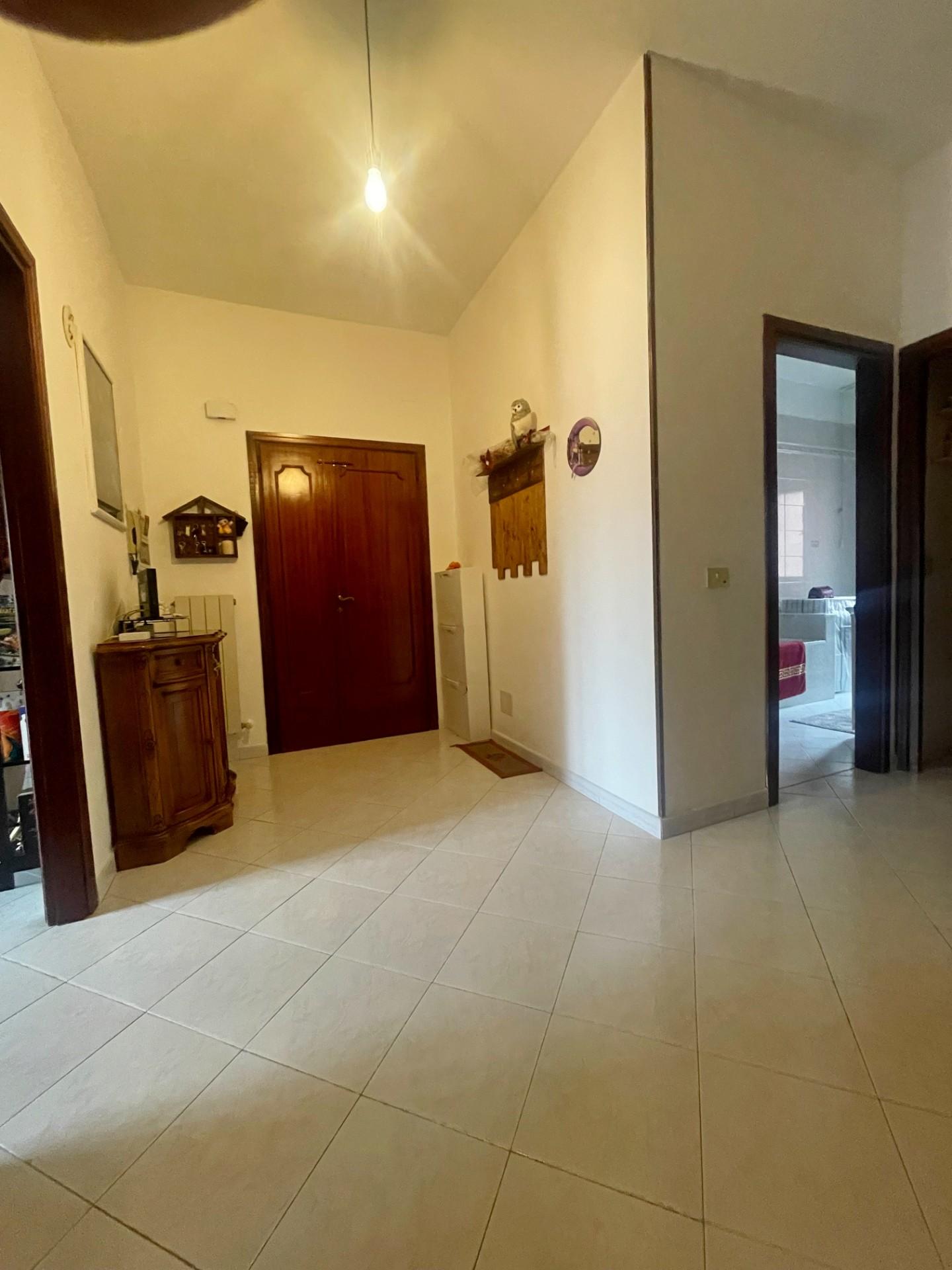 Trilocale ristrutturato a Poggibonsi