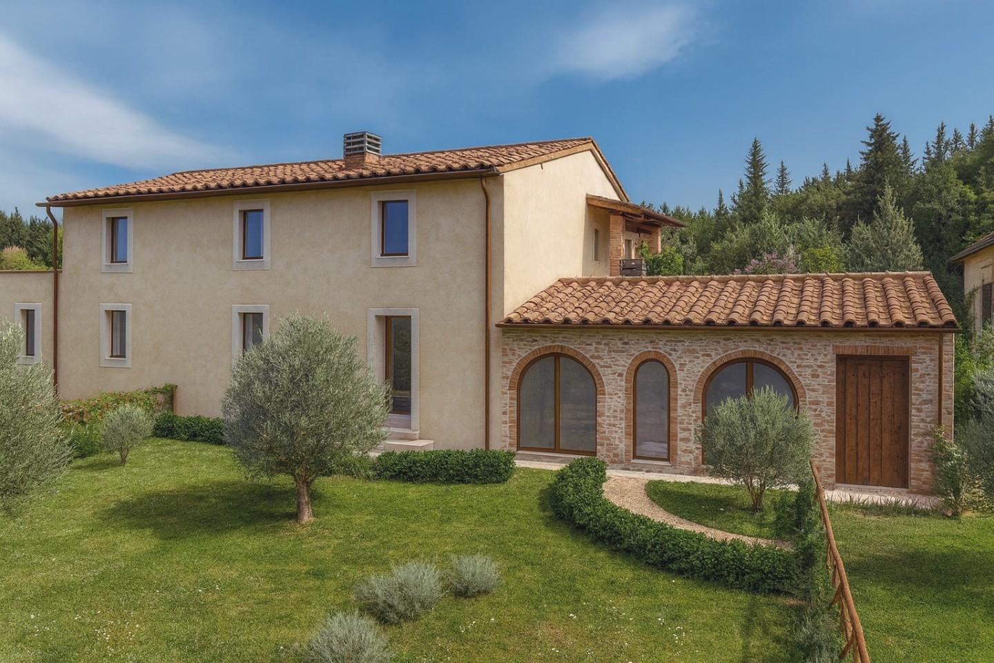 Casa indipendente con giardino a Poggibonsi