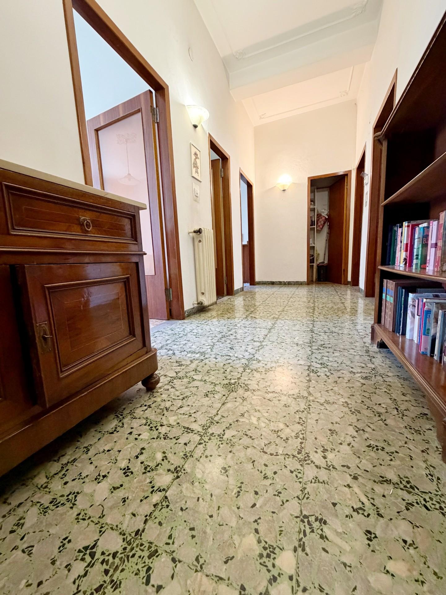 Quadrilocale in vendita a Poggibonsi
