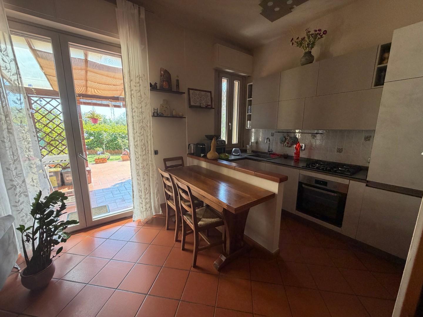 Quadrilocale con giardino, Barberino Tavarnelle tavarnelle val di pesa