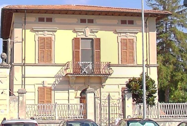 casa indipendente in vendita a Pisa in zona Porta Nuova