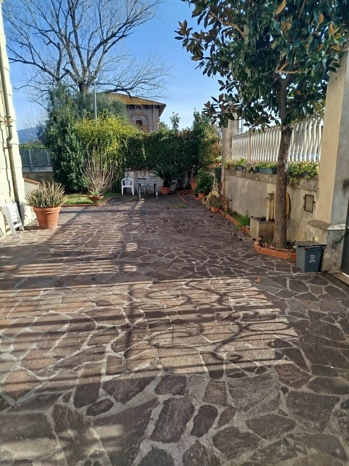 Casa indipendente con giardino, Pisa duomo