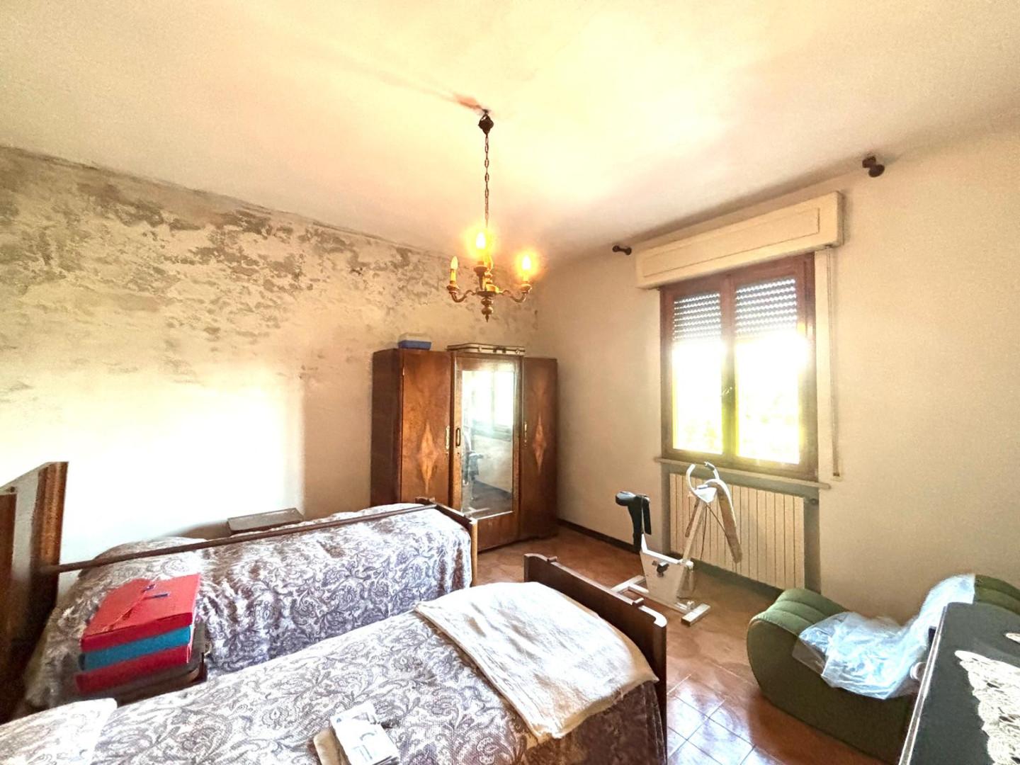 Casa indipendente con giardino a Cascina