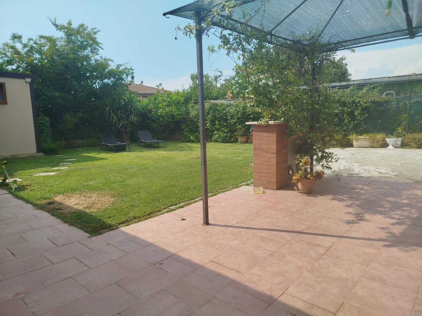 Casa indipendente con giardino a Pisa