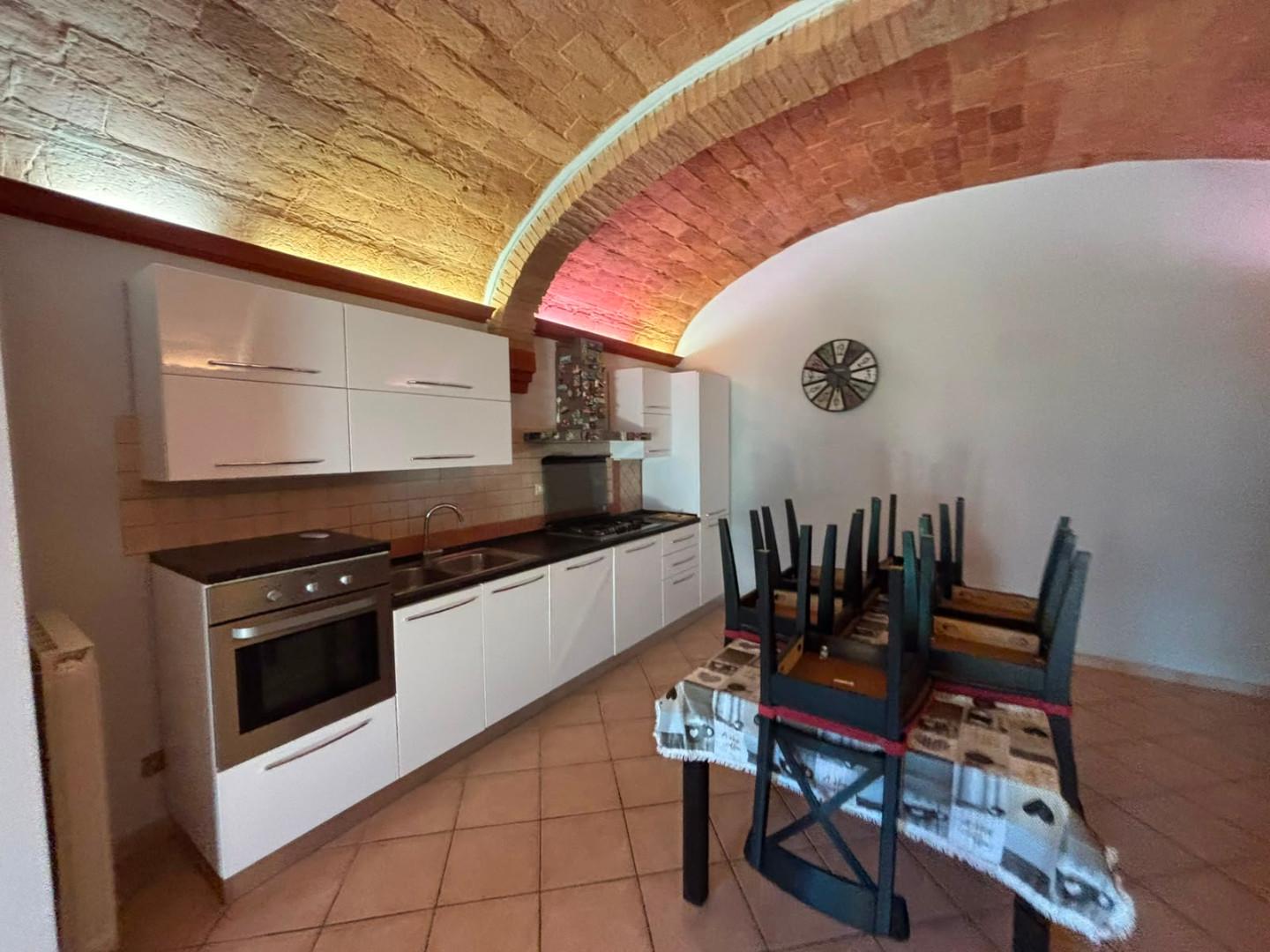 Quadrilocale con giardino a Cascina