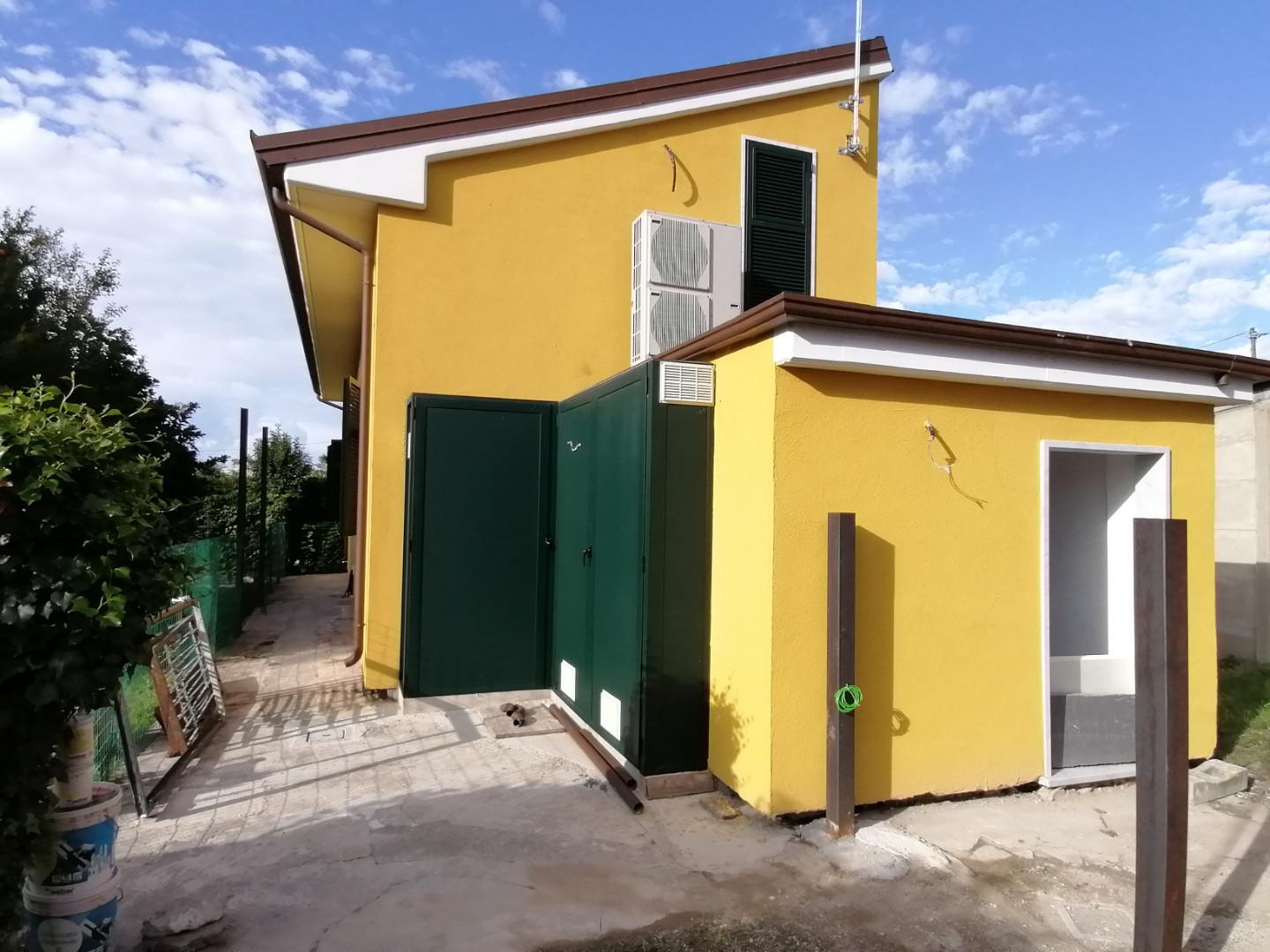 Casa indipendente con giardino, Carrara nazzano