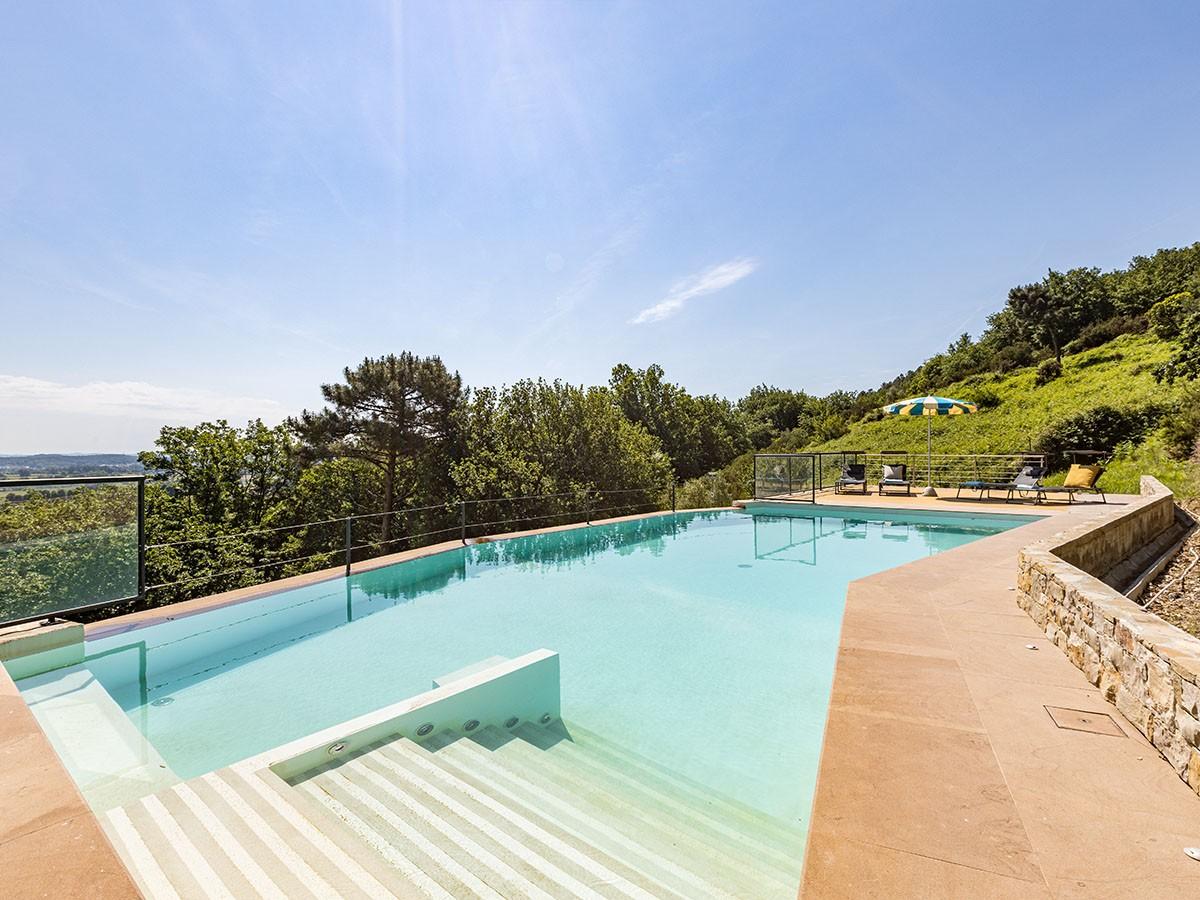 Rustico con giardino a Vicopisano