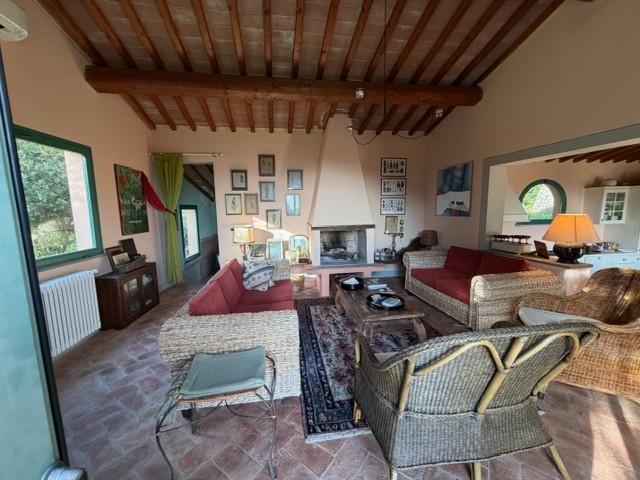 Casa indipendente con terrazzo, Calci castelmaggiore