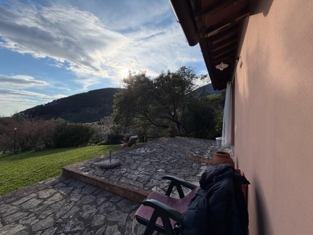 Casa indipendente con terrazzo, Calci castelmaggiore