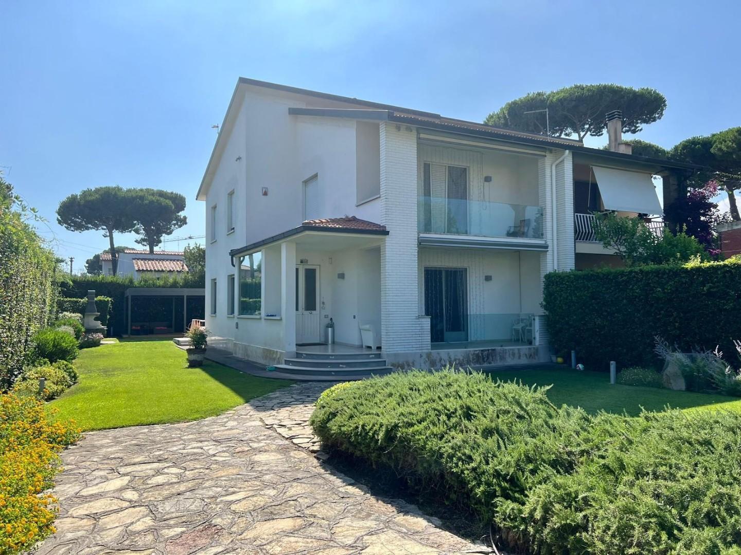 Villa Bifamiliare in vendita, Pisa tirrenia