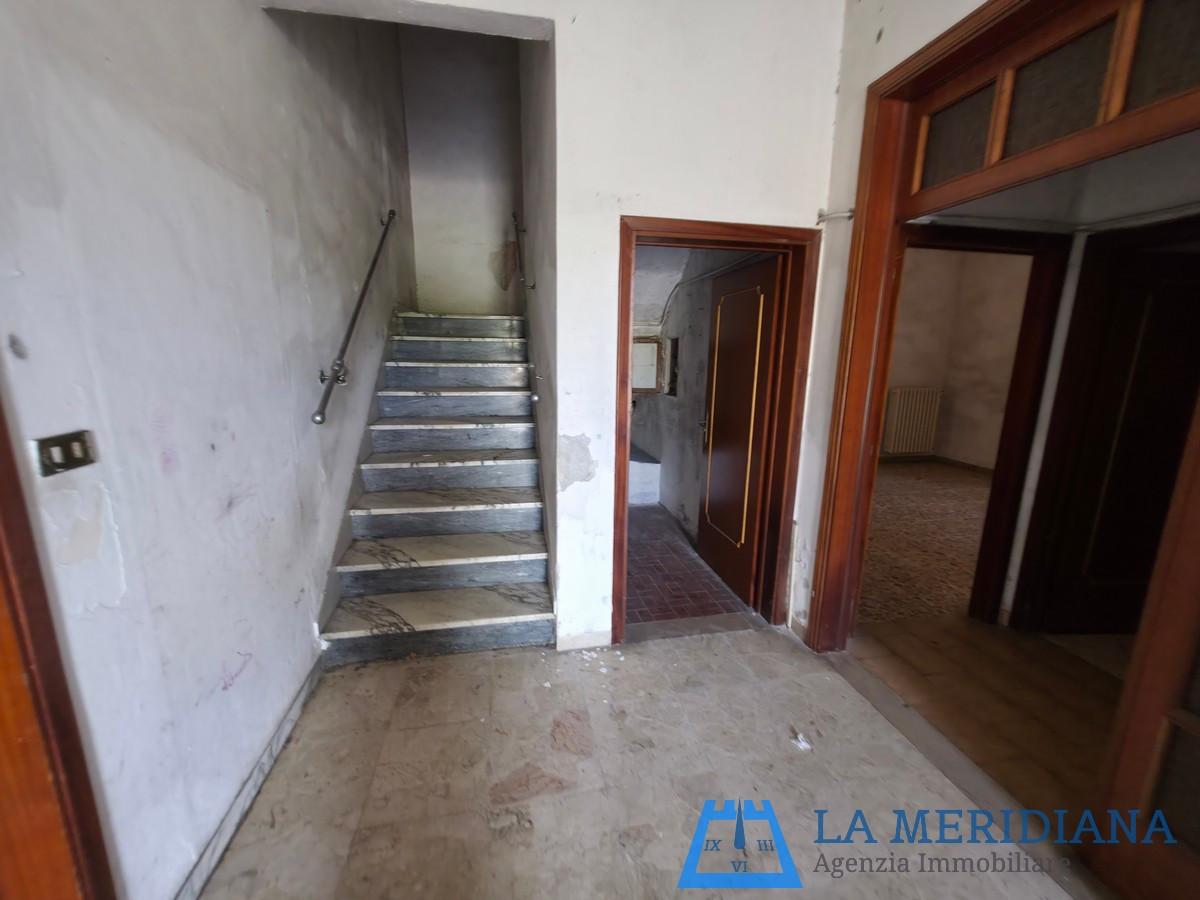 Casa indipendente con giardino a Larciano