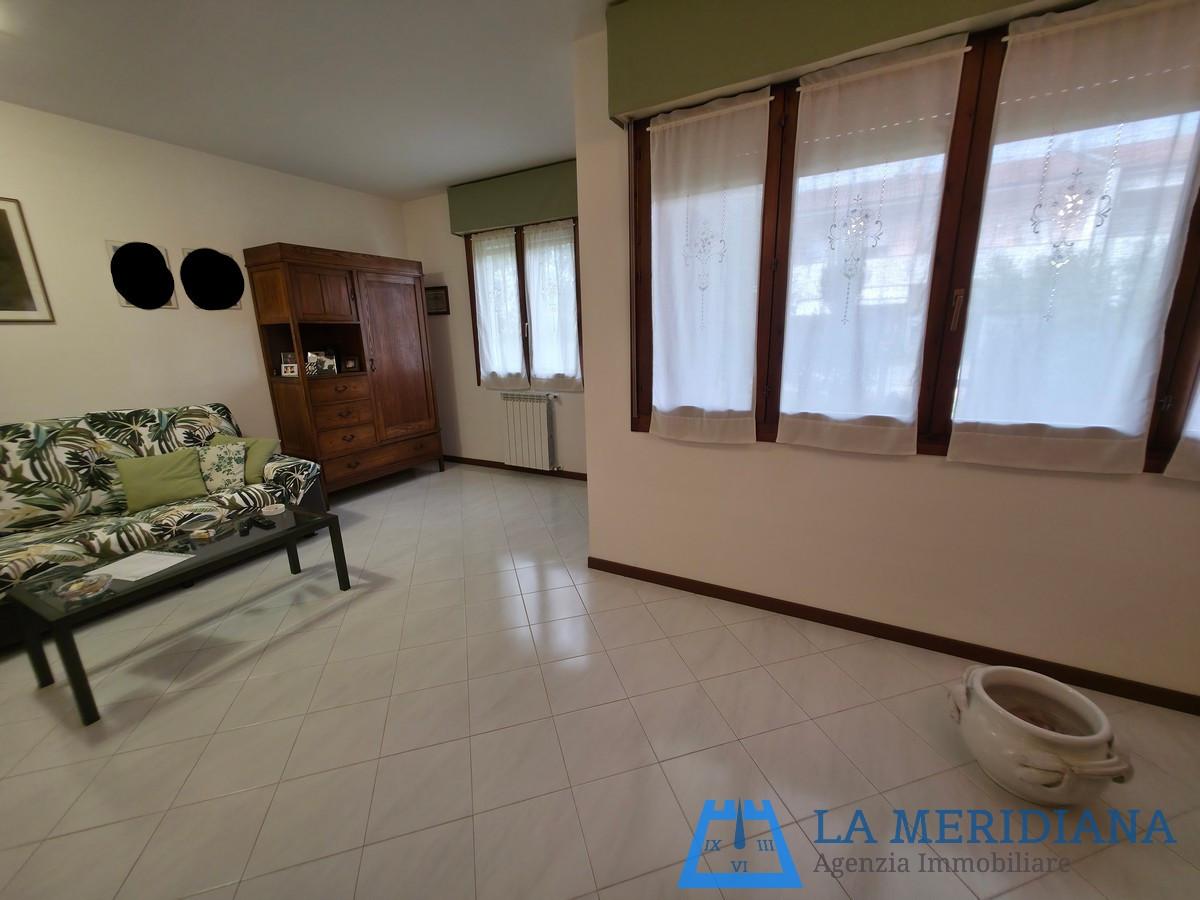 Casa indipendente con terrazzi a Lamporecchio