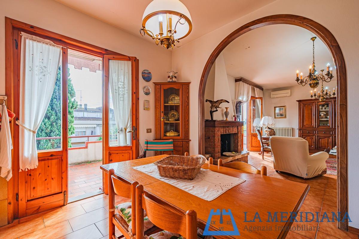 Appartamento con terrazzo a Lamporecchio