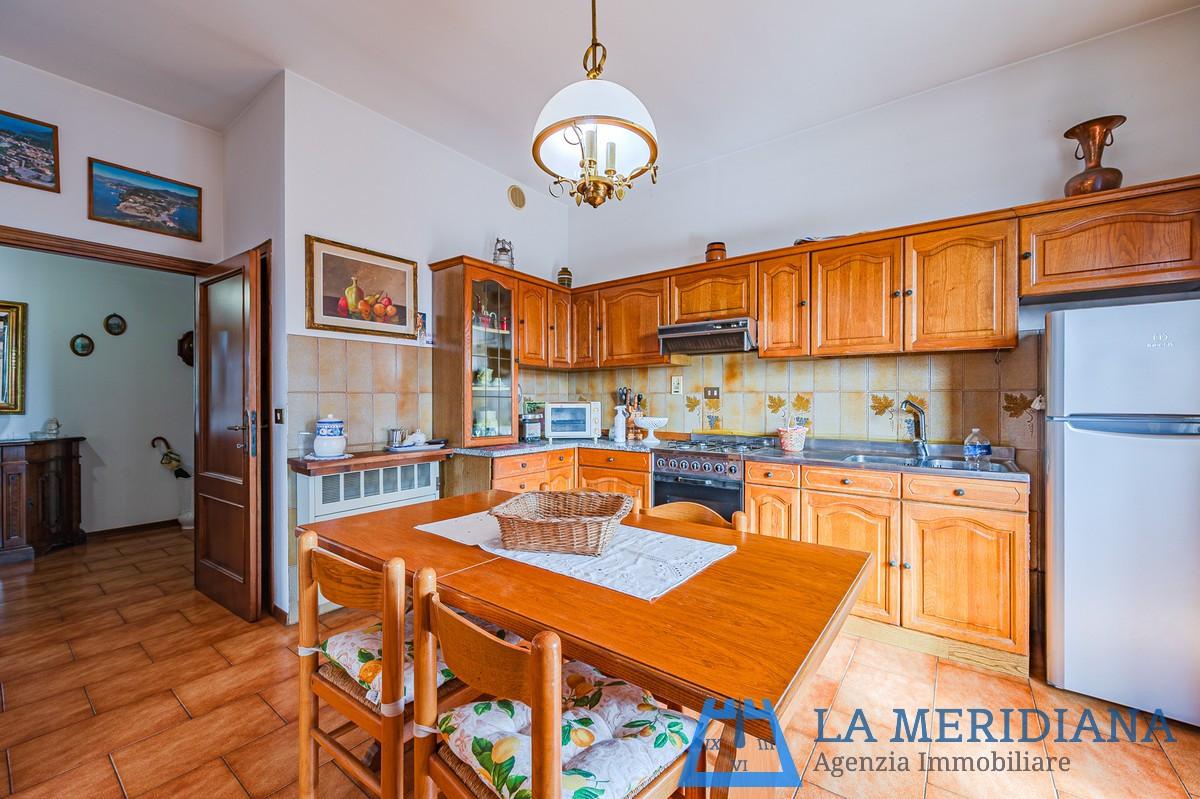 Appartamento con terrazzo a Lamporecchio