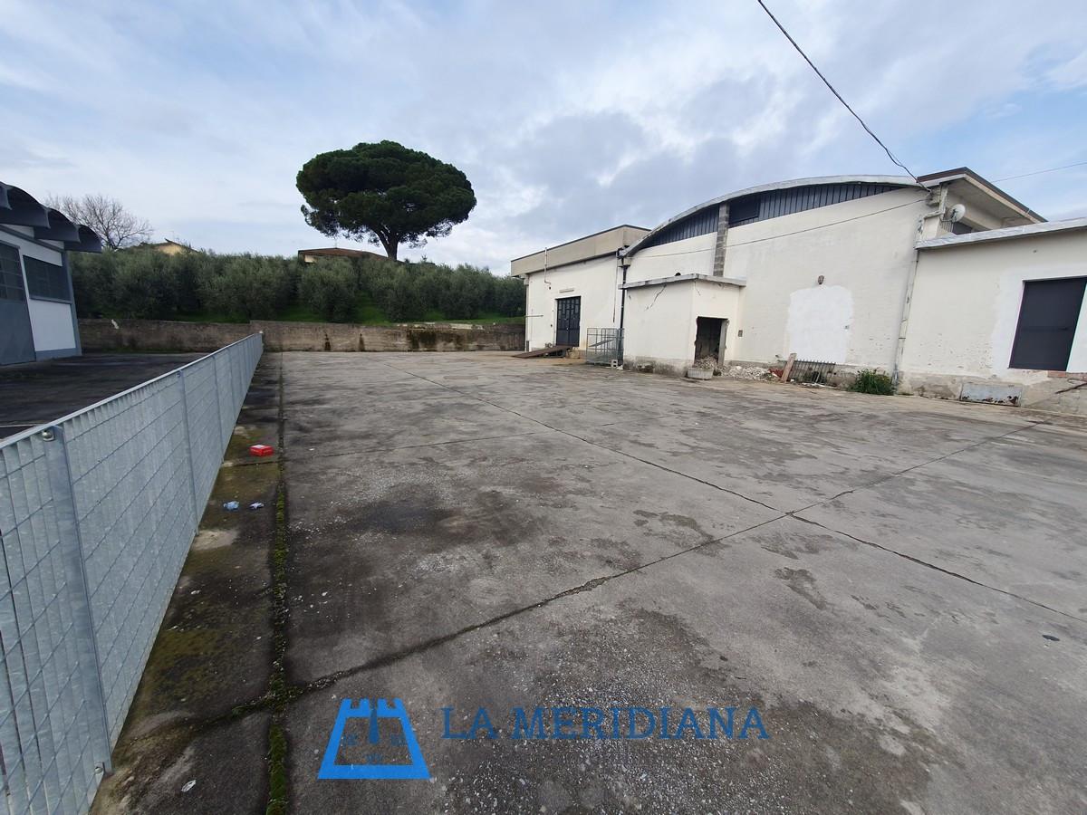 Capannone in vendita a Lamporecchio