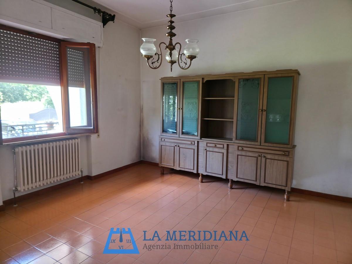 Casa indipendente con giardino a Lamporecchio