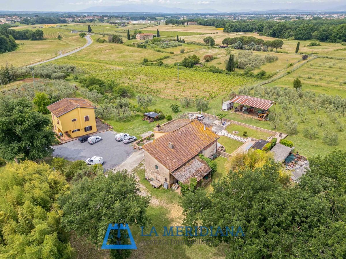 Casa indipendente con giardino a Lamporecchio