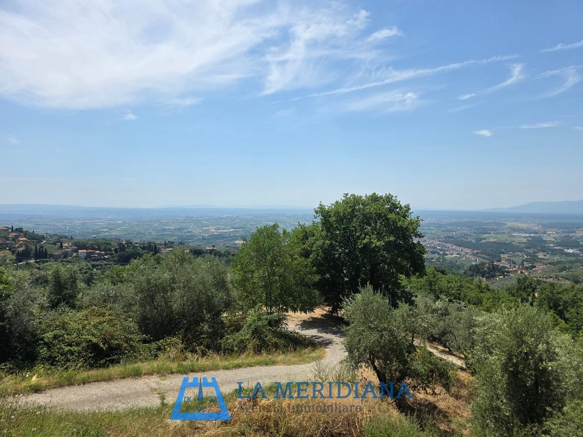 Casa indipendente con giardino a Lamporecchio
