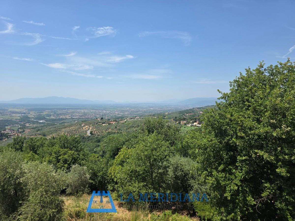 Casa indipendente con giardino a Lamporecchio