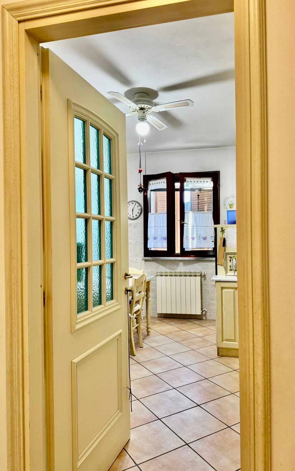 Appartamento con terrazzi, Carrara fossone