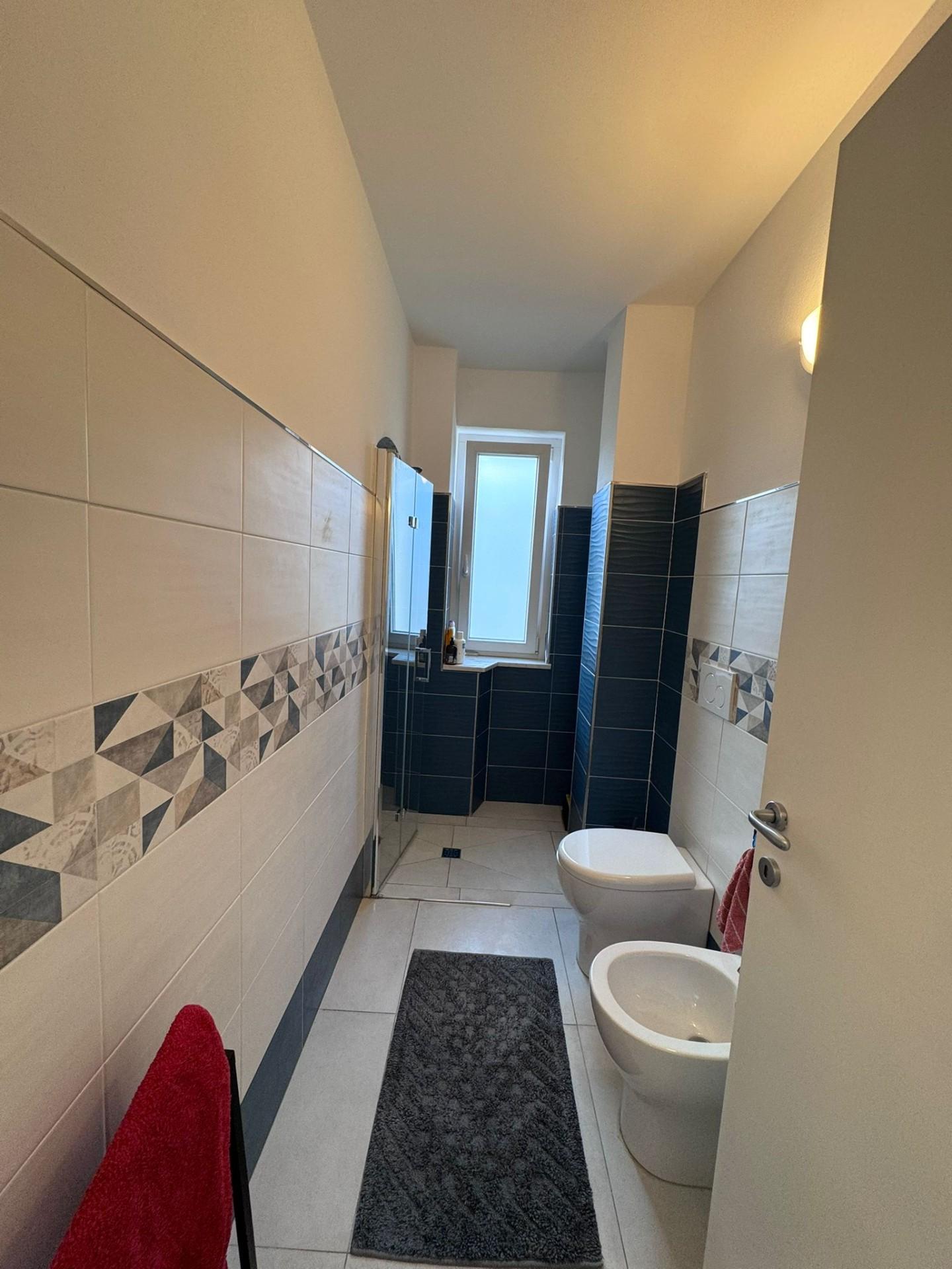 Bilocale in vendita, Carrara marina di