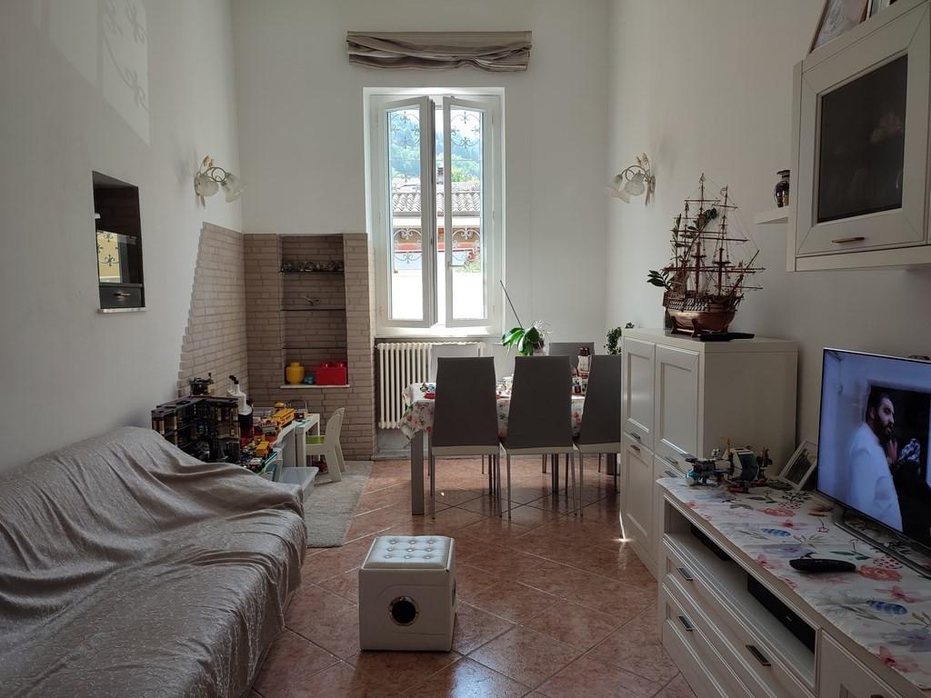 Quadrilocale in vendita, Carrara centro