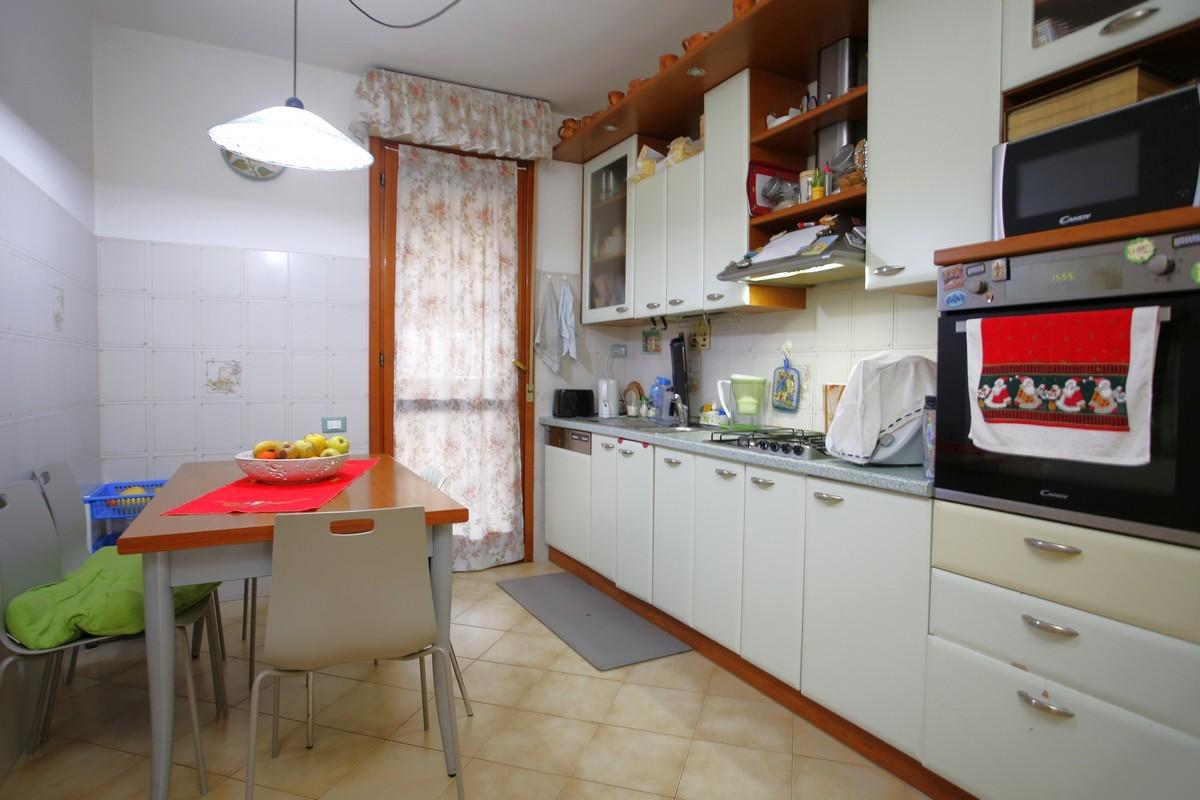 Appartamento in vendita, Carrara bonascola