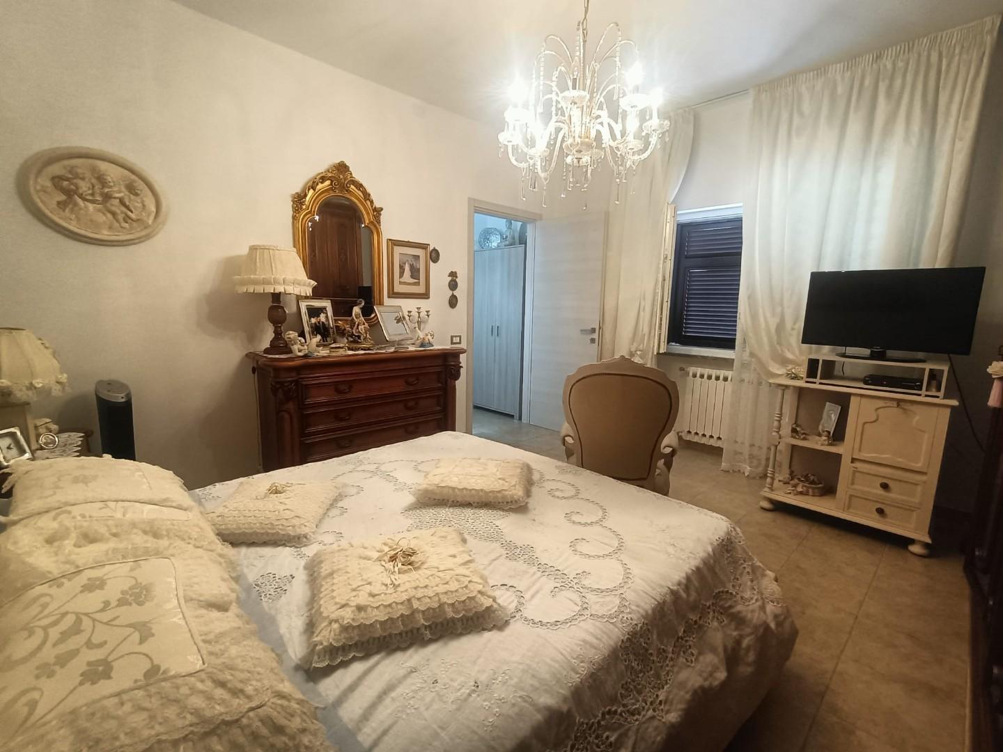 Casa indipendente con giardino, Carrara gragnana