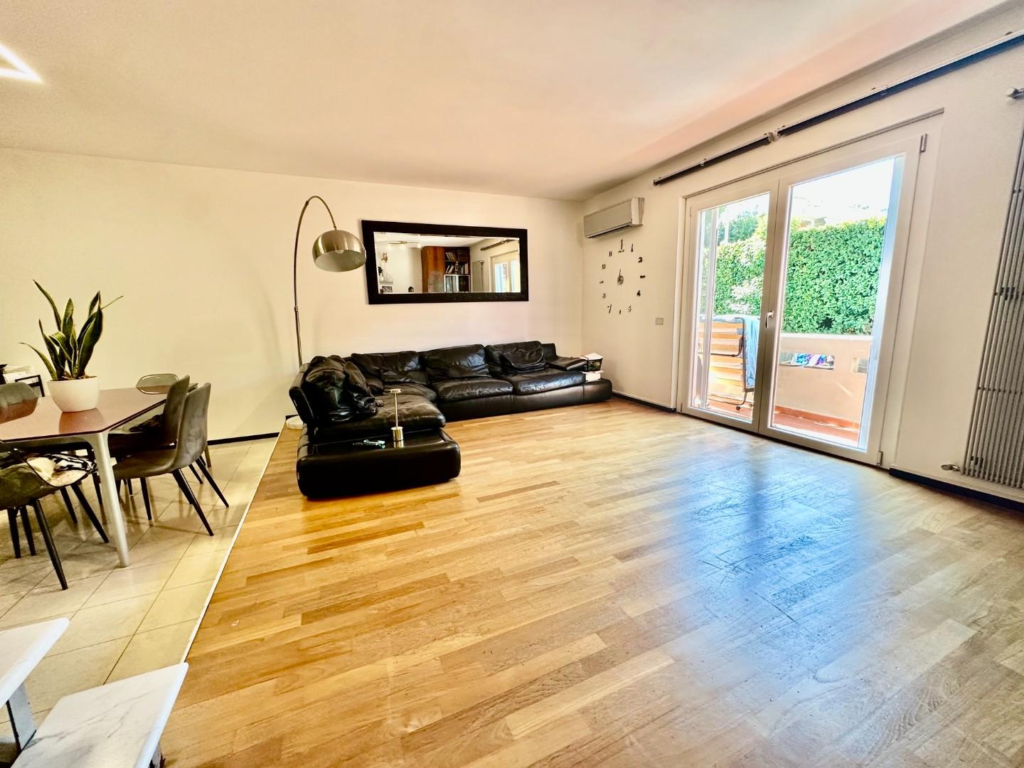 Casa indipendente con giardino, Carrara avenza