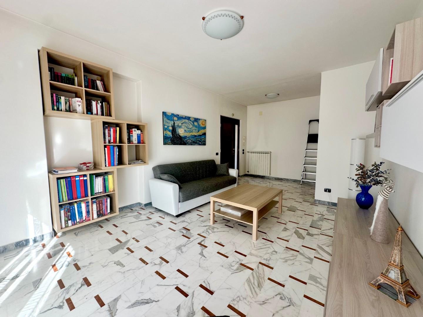 Casa indipendente con giardino, Carrara avenza
