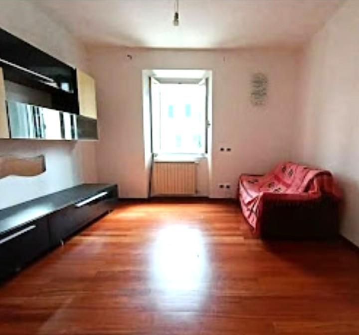 Trilocale in vendita, Carrara avenza